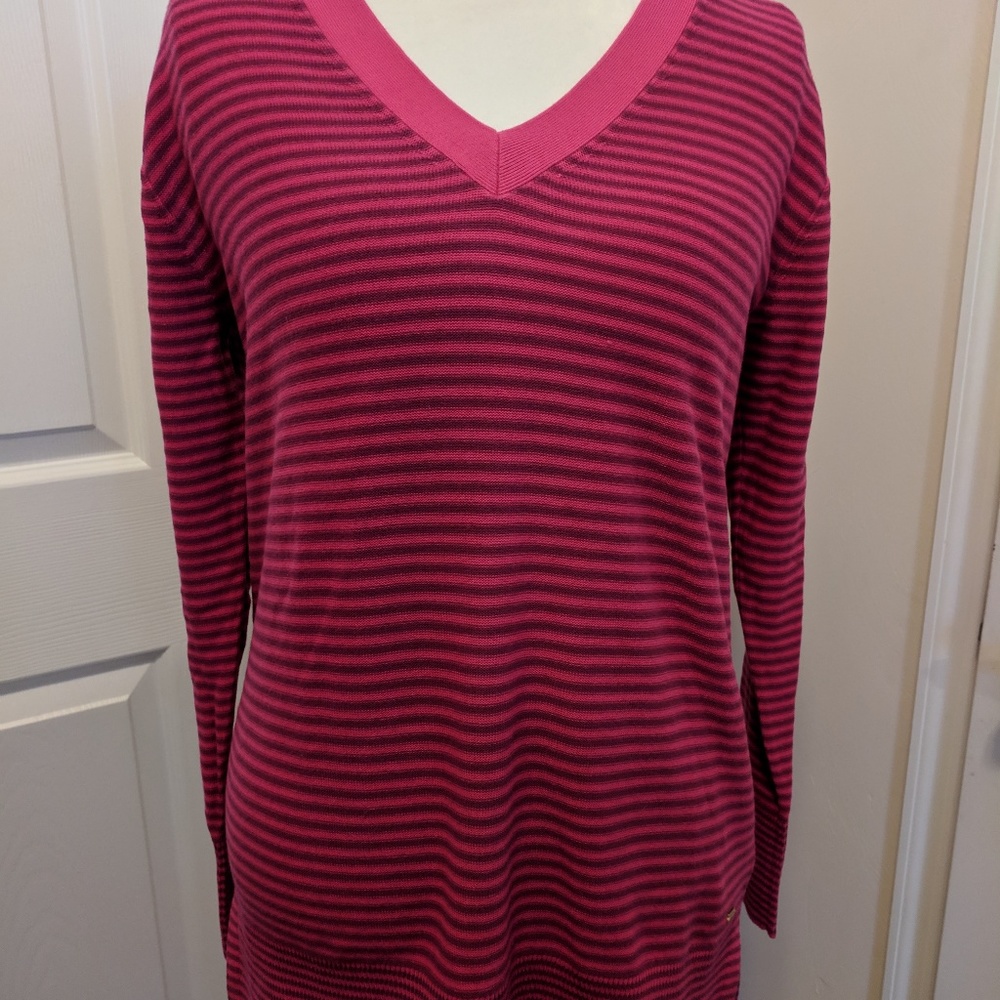 Women's Tommy Hilfiger v neck tunic pullover